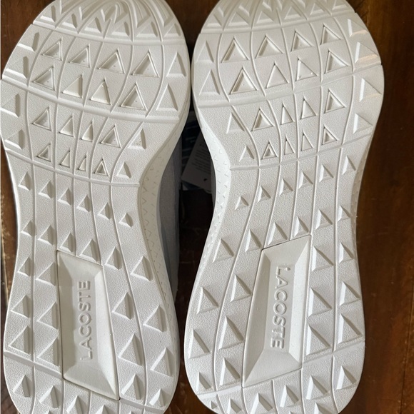 Lacoste Womens L003 EVO Sneakers Gray White Sz 10 Cushioned Ortholite Insole - Picture 7 of 10